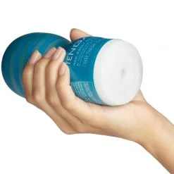 TENGA Deep Throat Cup Masturbator Cool Edition 9 TENGA Deep Throat Cup Masturbator Cool Edition -Onaniprodukter butikk 13520 tenga deep throat cup cool 05 hand q100