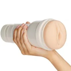 Fleshlight Girls Riley Reid Utopia -Onaniprodukter butikk 16793 fleshlight girls riley reid utopia 05 hand q100