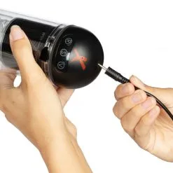 PDX Elite Extender Pro Vibrerende Pumpe -Onaniprodukter butikk 22603 pdx elite extender pro penispumpe vibrerende 06 hand q100