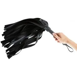 Obaie Imitert Skinn Flogger 51 Cm -Onaniprodukter butikk 22783 obaie imiteret laeder flogger 51 cm 05 hand q100