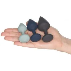 Amaysin Trio Analpluggsett 8 Amaysin Trio Analpluggsett -Onaniprodukter butikk 23497 amaysin trio butt plug saet 50 hand q100