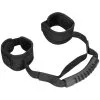 Au! Velvet Wrist Cuffs With Handle -Onaniprodukter butikk 26798 ouch adjustable velcro handcuffs with handle 01 product q100